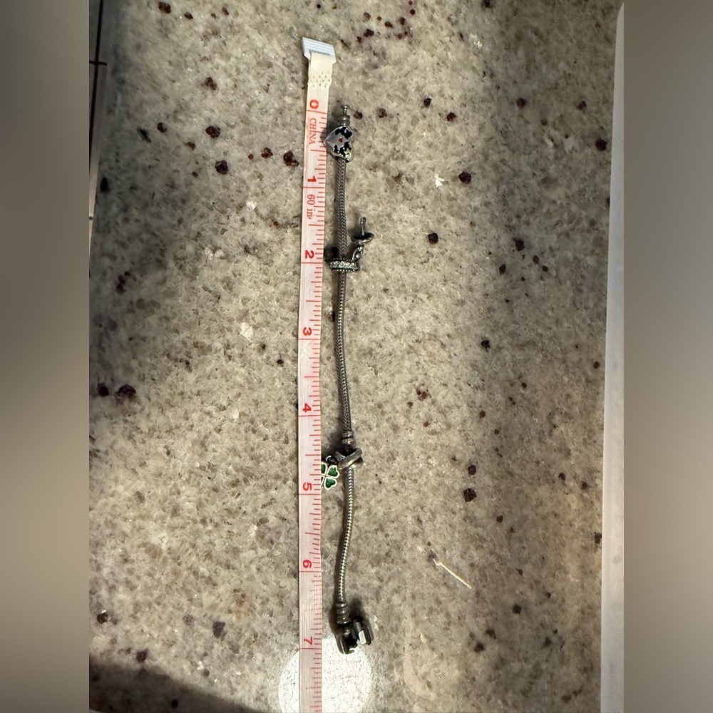 Pandora bracelet - Picture 2 of 2